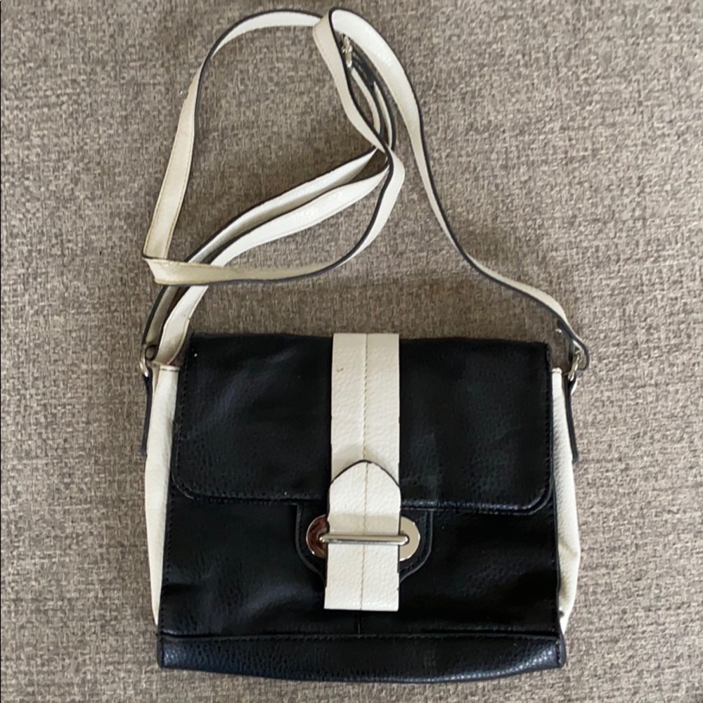 Cosmopolitan Black & White Bag